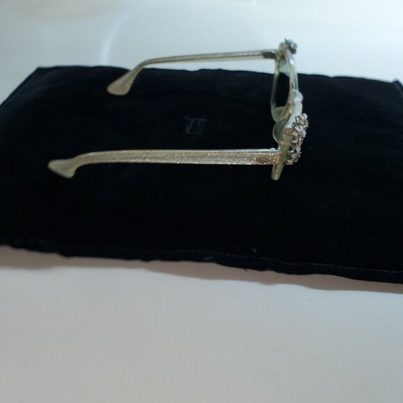 TRUE VINTAGE SUNGLASSES WITH FLOWER DETAIL - Picture 3 of 5